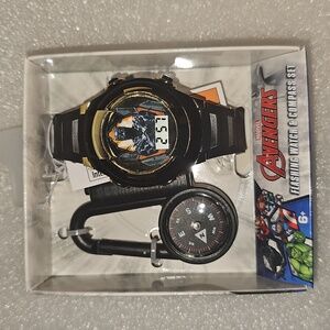 Marvel The Avengers Black Panther KidsFlashing Watch w/FlashlightCompass 2Pc Set
